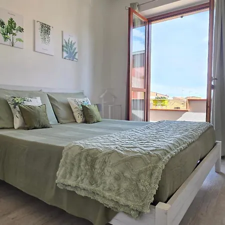 Casa Rosy - Stanza Privata Con Bagno Esclusivo E Parcheggio Gratuito Homestay Porto Torres