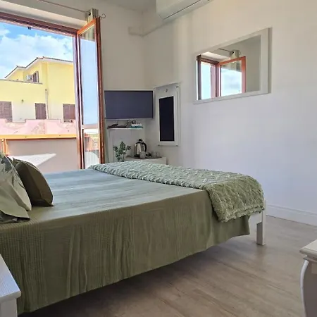 Casa Rosy - Stanza Privata Con Bagno Esclusivo E Parcheggio Gratuito * Porto Torres