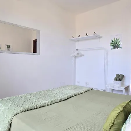 Casa Rosy - Stanza Privata Con Bagno Esclusivo E Parcheggio Gratuito Homestay *