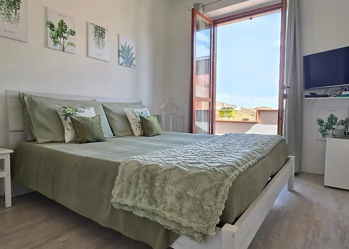 Casa Rosy - Stanza Privata Con Bagno Esclusivo E Parcheggio Gratuito Alloggio in famiglia Porto Torres